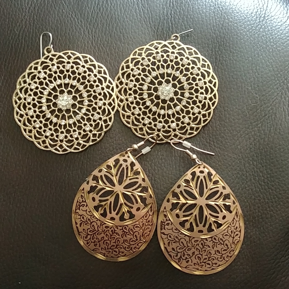 Set of Earrings